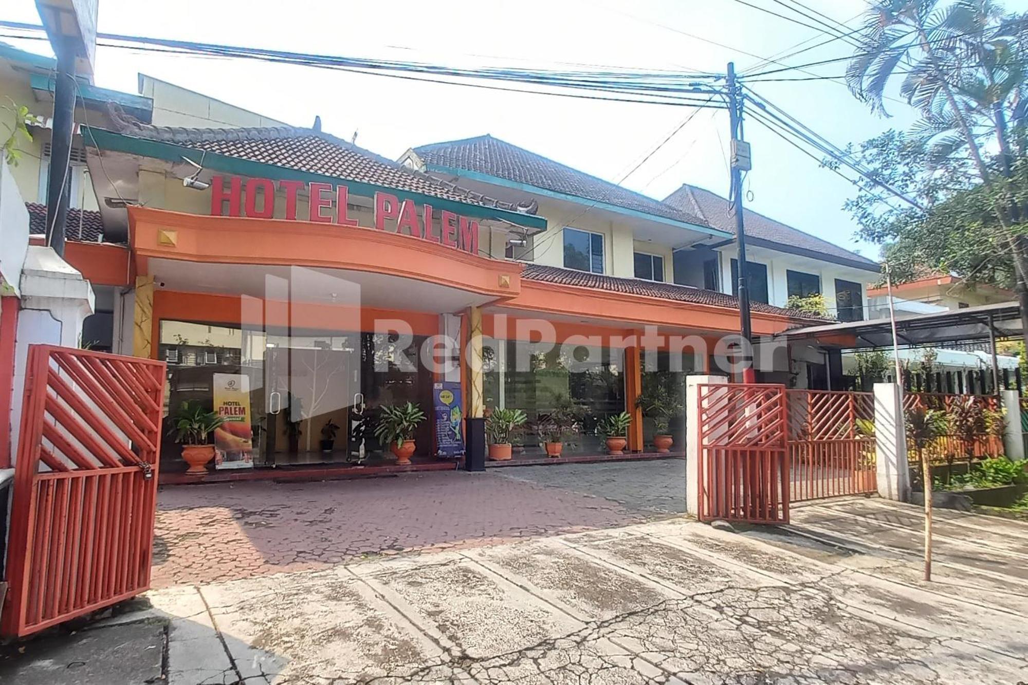 Hotel Palem 2 Syariah Malang Redpartner Екстериор снимка